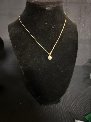 Beautiful Stylish Gold Neckless with Dimond Pendant. Simple and stunning - Picture 6 of 6