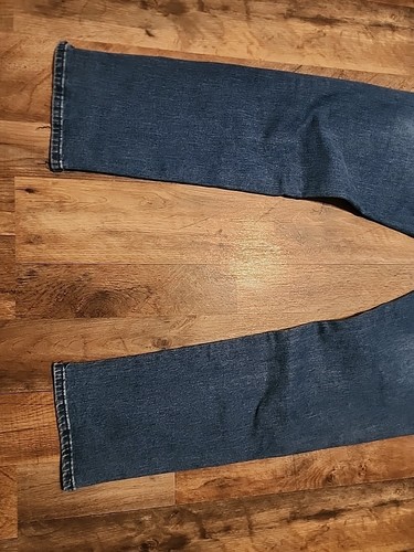 True Religion Men Rocco relaxed skinny with flap thick red stitching 36x32 read - Picture 6 of 19