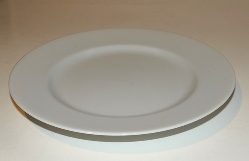 CRATE & BARREL White Rimmed Salad Plate JAPAN Set of 2 - Picture 4 of 7