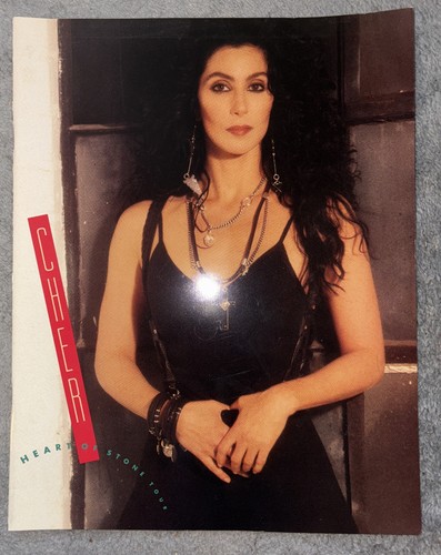 CHER HEART OF STONE 1989 TOUR PROGRAMME Very Good Condition - Picture 2 of 17