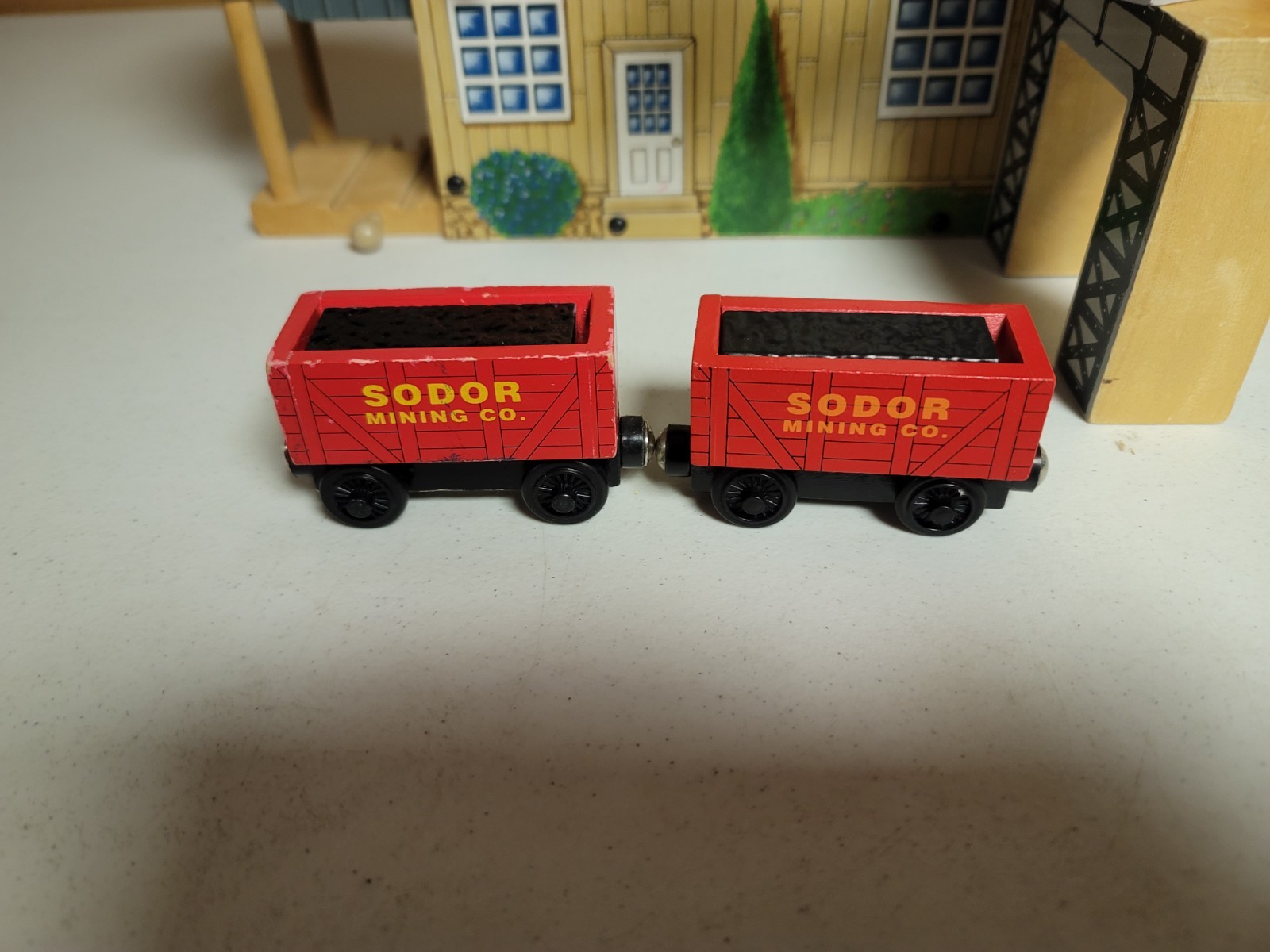 Picture 2 of 9