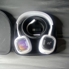 Astro A30 Wireless USB Headset White Detachable Boom Mic Over-Ear Double