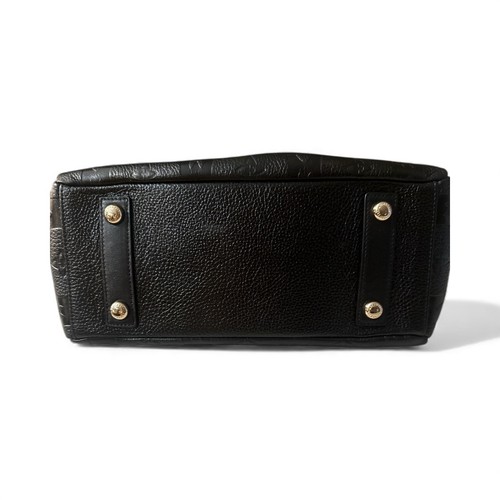 Bandolera Hobo Metrocity de cuero negro en relieve - Imagen 3 de 4