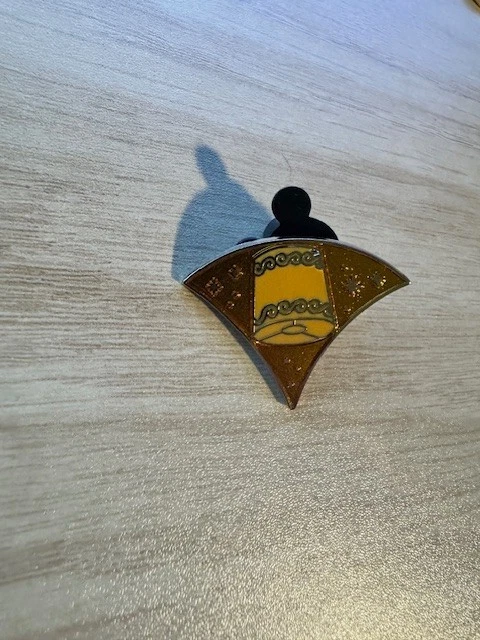 Disney Parks 2025 Tangled 15th Anniversary Mystery pin Lantern