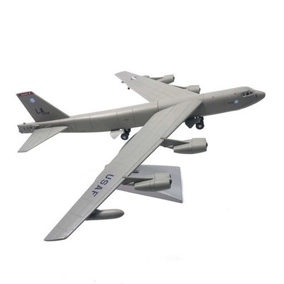 USAF B-52H Stratofortress Heavy Bomber 1:200 Diecast Aircraft Simulation Model