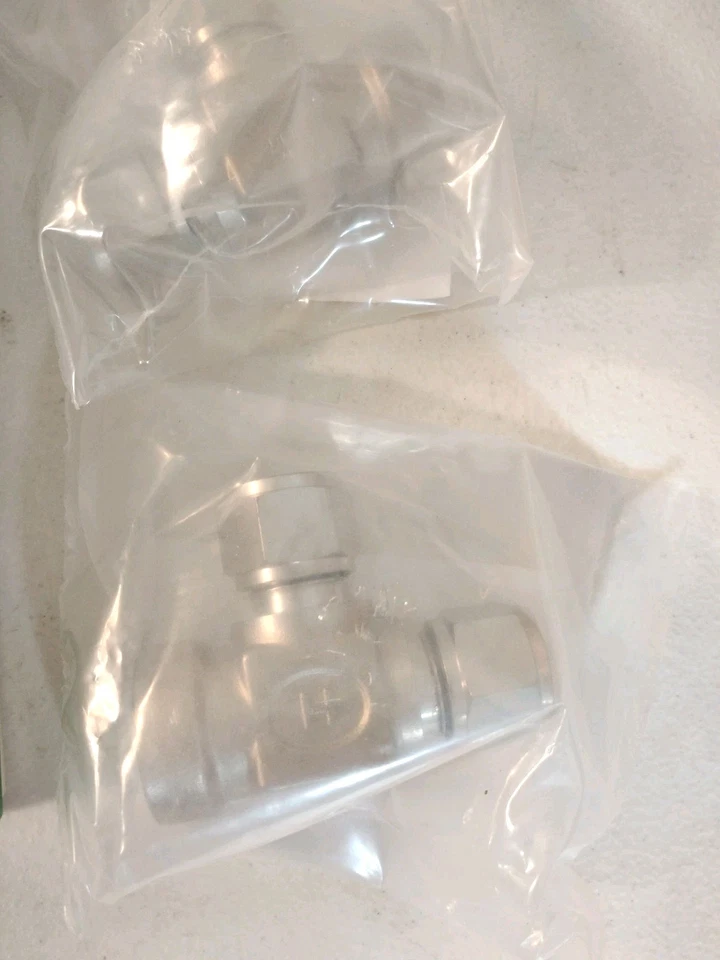  1/2" Tube FNPT 316ss Female Run Tee Hoke Gyrolok 8TFT8316 Lot Of 2 - Image 4 of 4