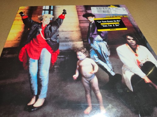 THOMPSON TWINS "HERE'S TO FUTURE DAYS" FACTORY SEALED ALBUM AL8-8276 VINYL LP - Picture 5 of 14