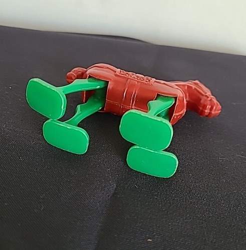 Marx Rampe Walker aus den 50er 60er Jahren mit Cowboy Reiter geht eine Steigung hinunter - Bild 8 von 12