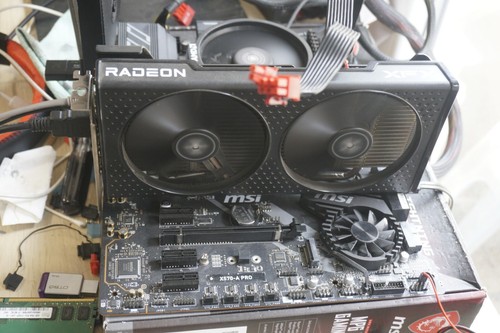 Grafikkarte XFX Speedster SWFT 210 RX 6600 8GB GDDR6 - Afbeelding 8 van 11