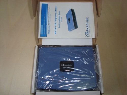 AudioCodes  MP201B/1FXS - Adattatore telefonico  VoIP  - - Zdjęcie 1 z 11