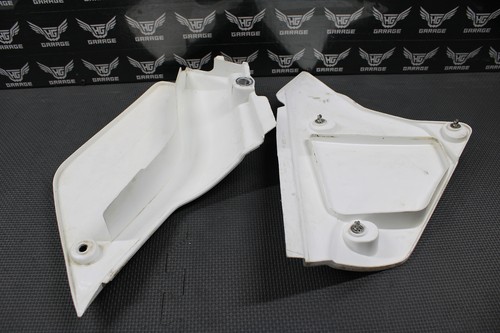 2000 SUZUKI 00-04 DRZ400 OEM WHTE PLASTIC AIRBOX COVER & LEFT SIDE NUMBER PLATE - Picture 8 of 13