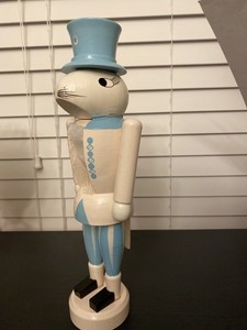 Easter-Spring-Wooden-Nutcracker-Vintage-Lot-Easter-Colors-12
