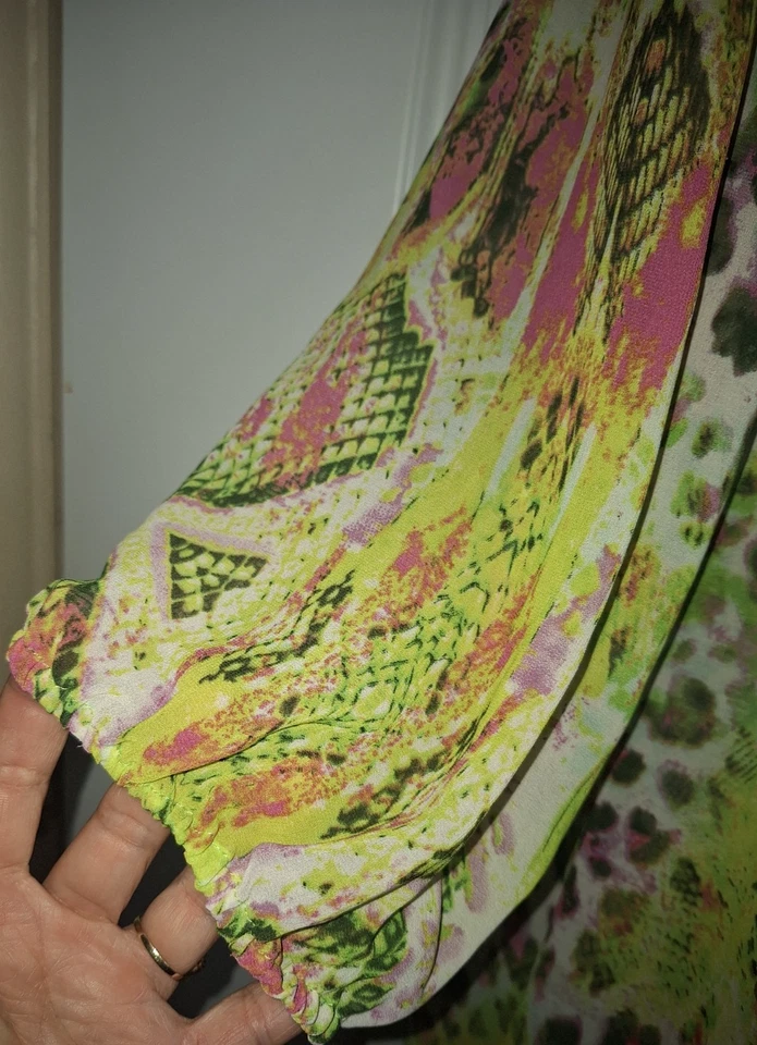 Blusa túnica Mushka by Sienna rosa estampado multicolor manga 3/4 cuello en V MED Foto 3 de 4