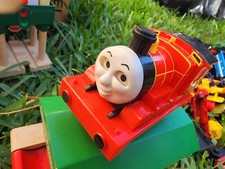 Percy  James Thomas The Train Pull Back  Go Engine Racer Lot Of 2 Gullane 2009