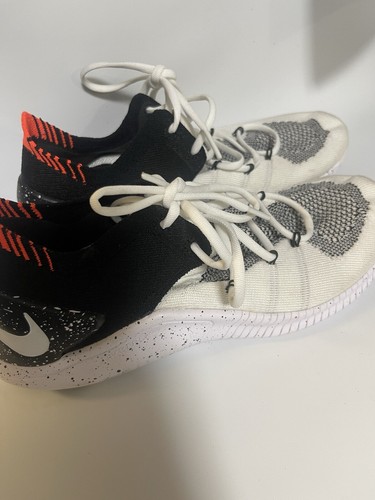 Scarpe da corsa Nike Free TR Flyknit 3 avorio sneakers donna taglia 8,5 - Foto 3 di 5
