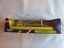 1985 Corgi C1222 Yellow Cab Volvo Car Transporter NIP 2