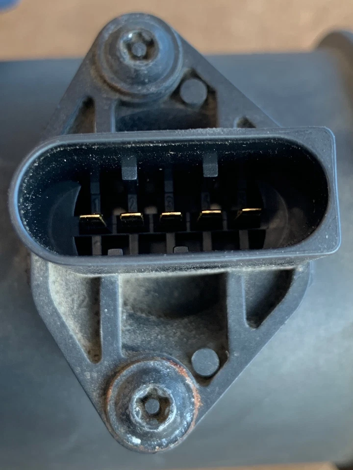 Sensor de flujo de aire másico Audi A8 A6 Quattro 2003-2010 4,2 L OEM 077133471J Foto 4 de 4