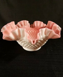 Vintage-Fenton-Art-Glass-Ruffled-Rose-Bowl-White-Hobnail-cranberry-Pink