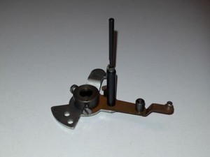 Bauteil/Lifter aus Dual Plattenspieler Typ 1210 - Ersatzteil