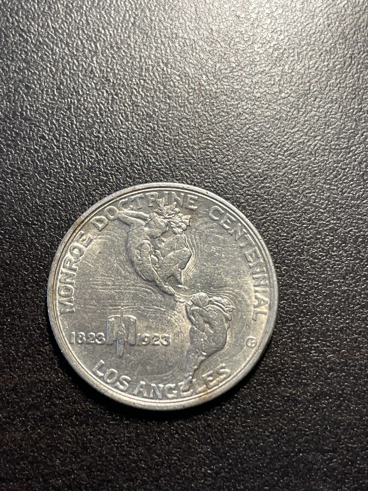 Picture 3 of 4
