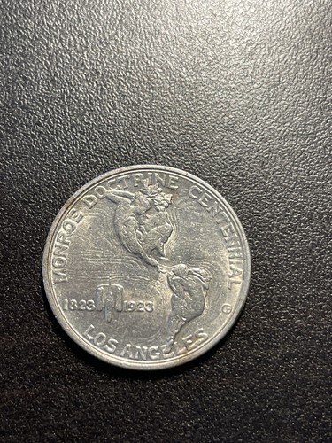 1923 S Monroe Doctrine Half Dollar BU - Picture 3 of 4