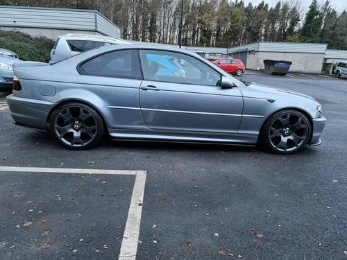 BMW E46 Coupé HINTERE KOTFLÜGEL M3 Style (Overkotflügel keine Straftatform) - Bild 5 von 9