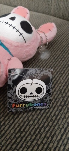 Pelzige Knochen UNDEAD Dutt Dutt rosa Häschen Plüschtier Goth klein 6,5 Zoll Totenkopf Gesicht Neu mit Etikett - Bild 7 von 11