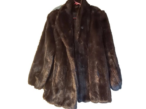 Vtg Women's Fur Brown Coat Lined Made In USA Size Small - Picture 9 of 10