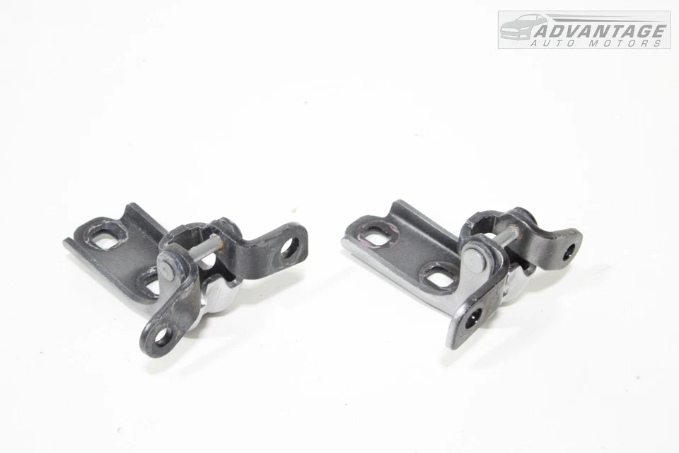 Cadillac CT6 2016-2020 JUEGO DE BISAGRAS DE PUERTA SUPERIOR E INFERIOR DELANTERA IZQUIERDA LADO DEL CONDUCTOR OEM Foto 3 de 4