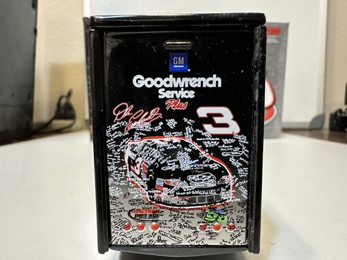 Dale Earnhardt #3 2001 Action Tribute Transporter Druckguss Hauler GM Goodwrench - Bild 9 von 18