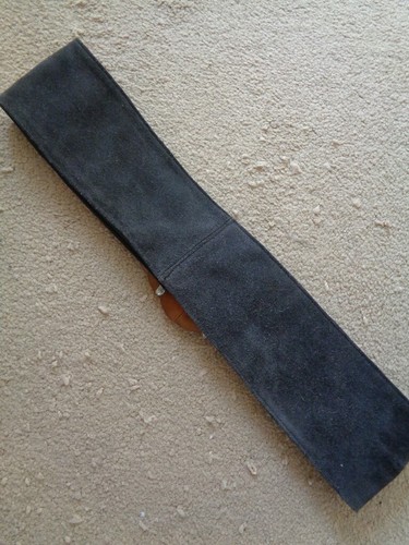MULBERRY VINTAGE BLACK SUEDE BELT WITH ART DECO FASTENING - SIZE SMALL - Picture 4 of 5