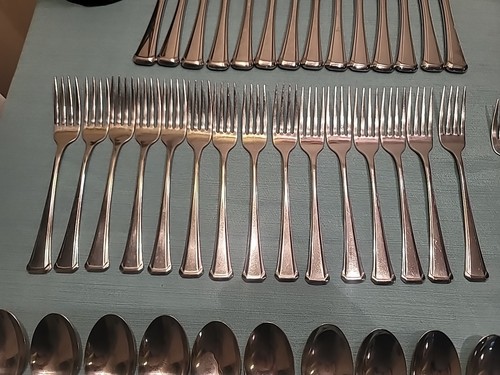 58 Pieces Oneida Stainless Maestro St. Leger USA Stainless Flatware - Picture 6 of 14