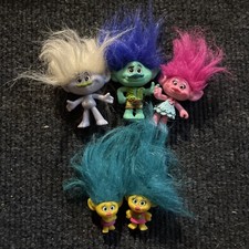 Five trolls 1-2 Inches