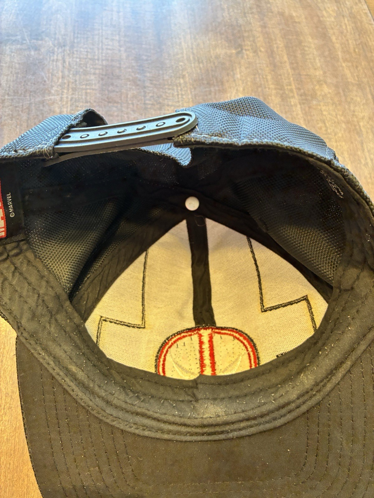 Marvel Deadpool Snapback Hat Cap Liquid Chrome - image 4