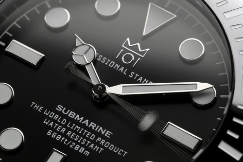 HYAKUICHI 101 Hyakuichi 20 ATM water resistant sweep seconds diver s watch 355 - Picture 4 of 8