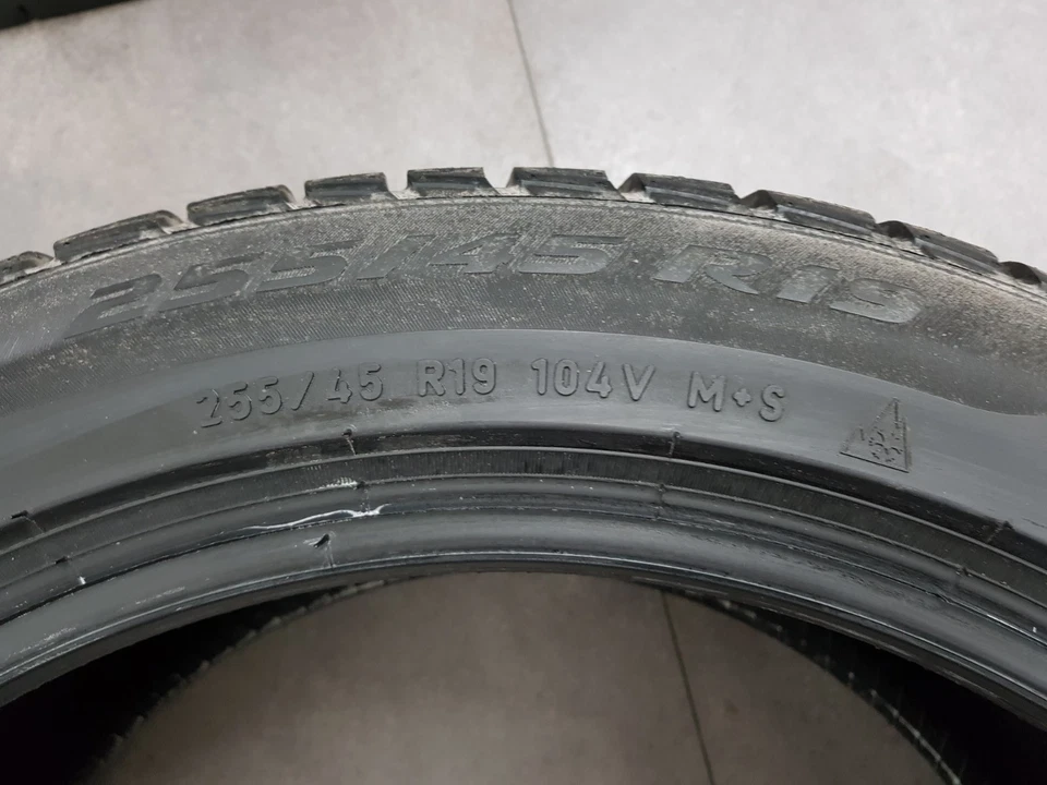 4x 255 45 R19 104V Pirelli Sottozero Serie III Mo Reifen Satz TOP NEU - Bild 3 von 4