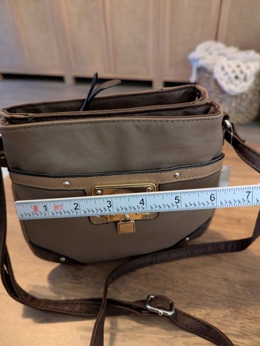 Rosetti Tan Crossbody Small Purse Brown w Gold Accents Card Holders Handbags NWT - Picture 3 of 8