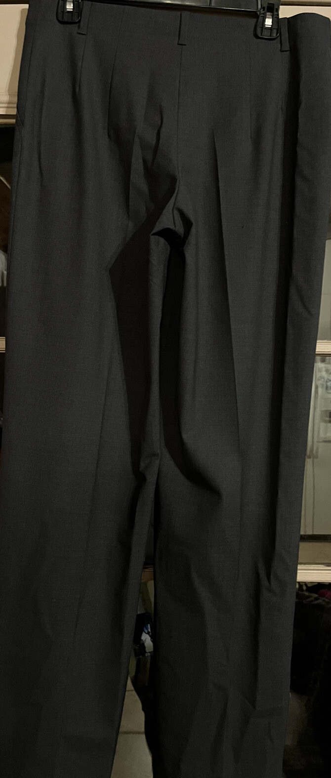 Picture 4 of 6