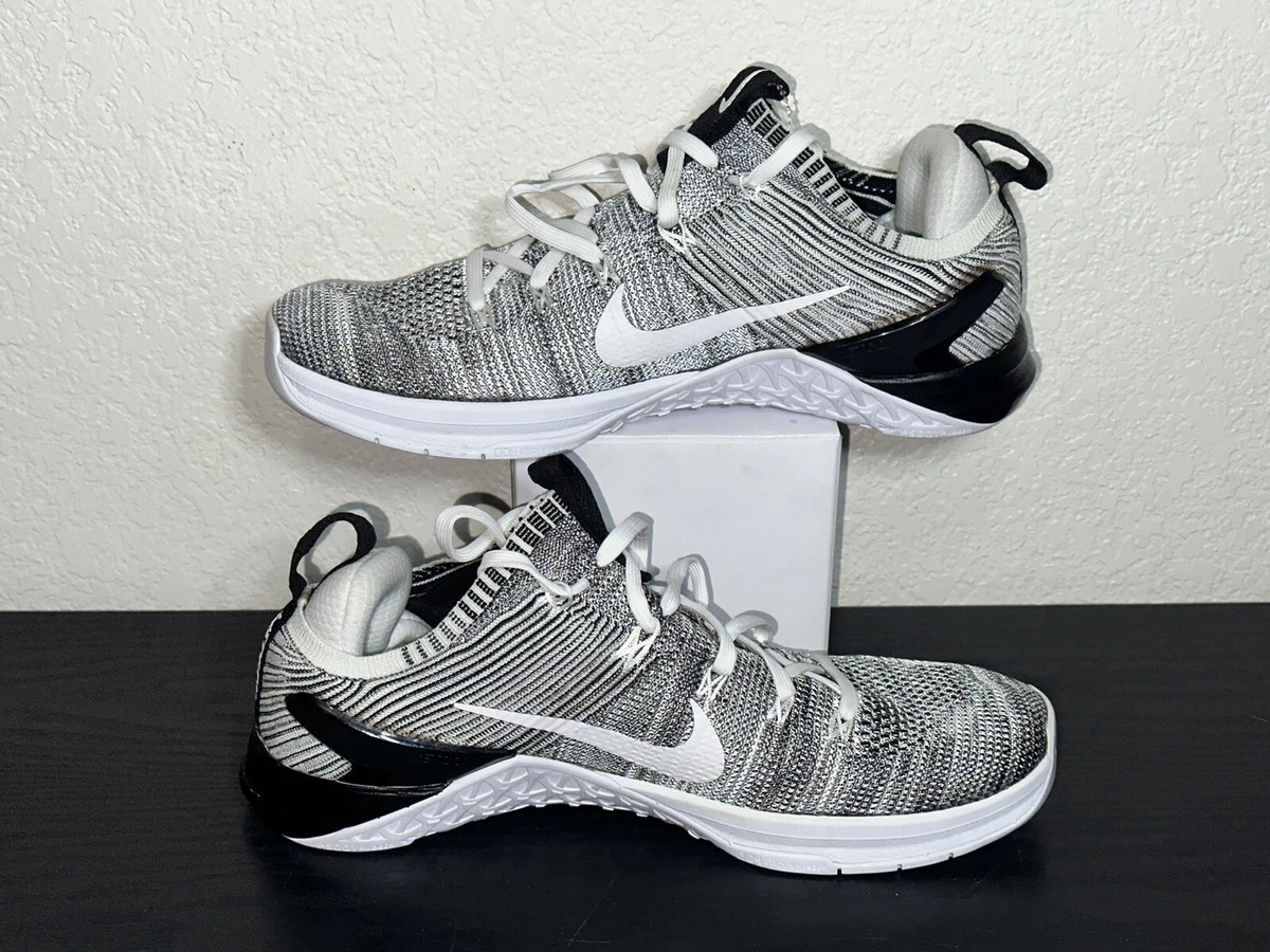 Nike Free Metcon Flyknit 2 Cross Training Sneakers Gray White 924595 100 WMS 10