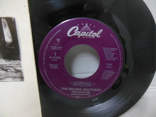 THE DOOBIE BROTHERS nr mint 45 rpm THE DOCTOR b/w TOO HIGH A PRICE - Picture 2 of 4
