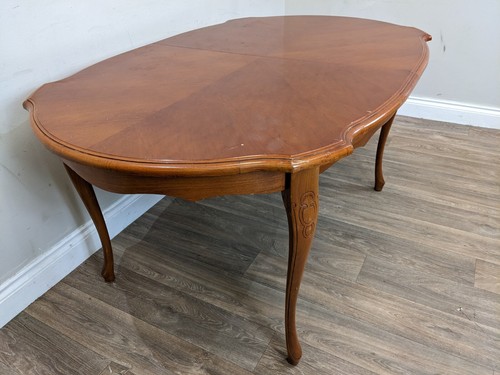 DINING TABLE Walnut Scalloped Edge Table Herringbone Tabletop Cabriole Legs - Picture 6 of 20