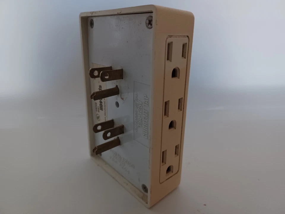 Woods 2 Plug To 6 plug Outlet, Side Plugs 15A-125V - Image 4 of 4