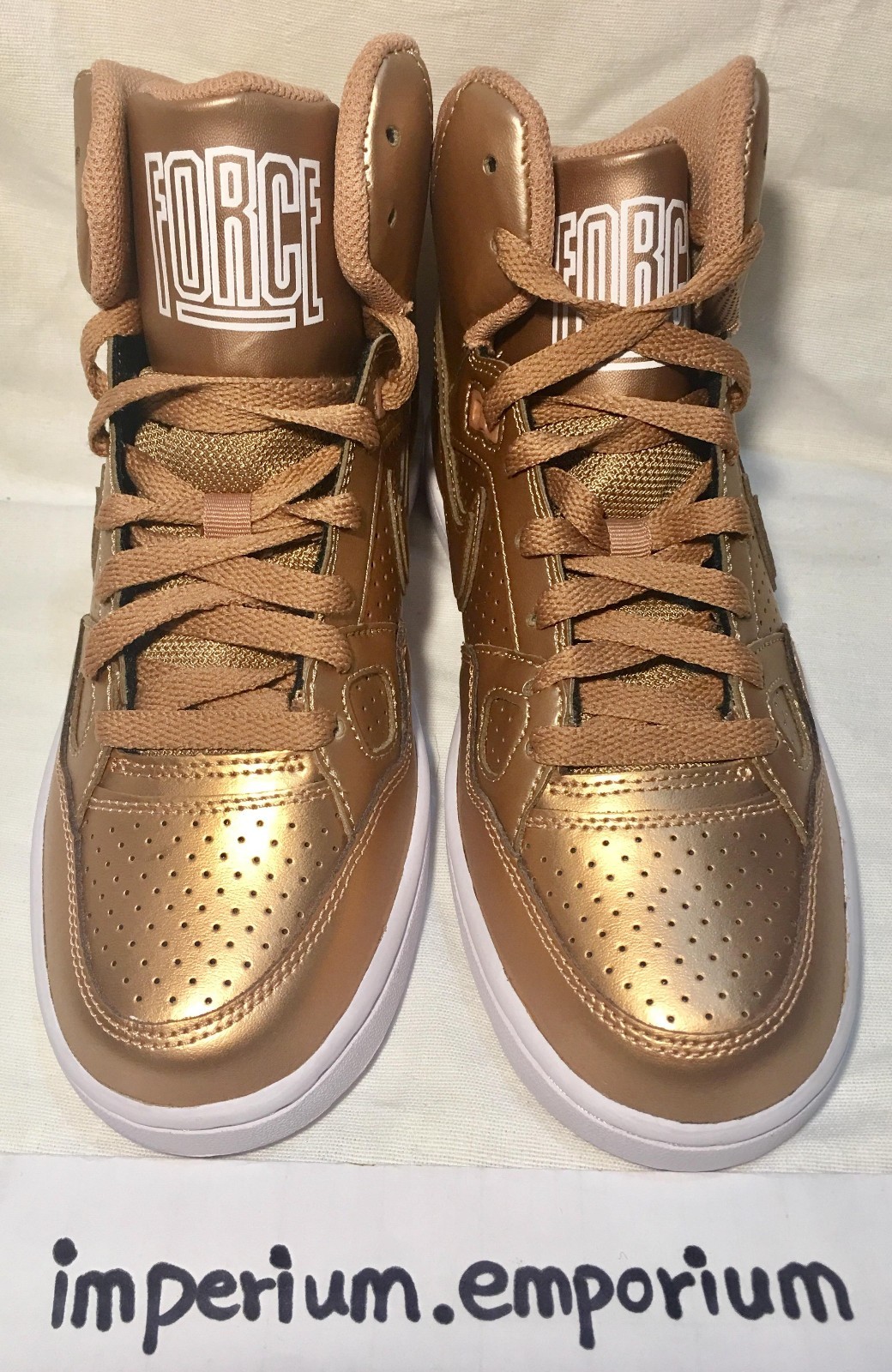 Femme Nike Son Bronze/blanc Of Obliger Mid Trainers Baskets chaussures Bronze/blanc Son 75ae48 Femme Nike Son Bronze/blanc Of Obliger Mid Trainers Baskets chaussures Bronze/blanc Son 75ae48