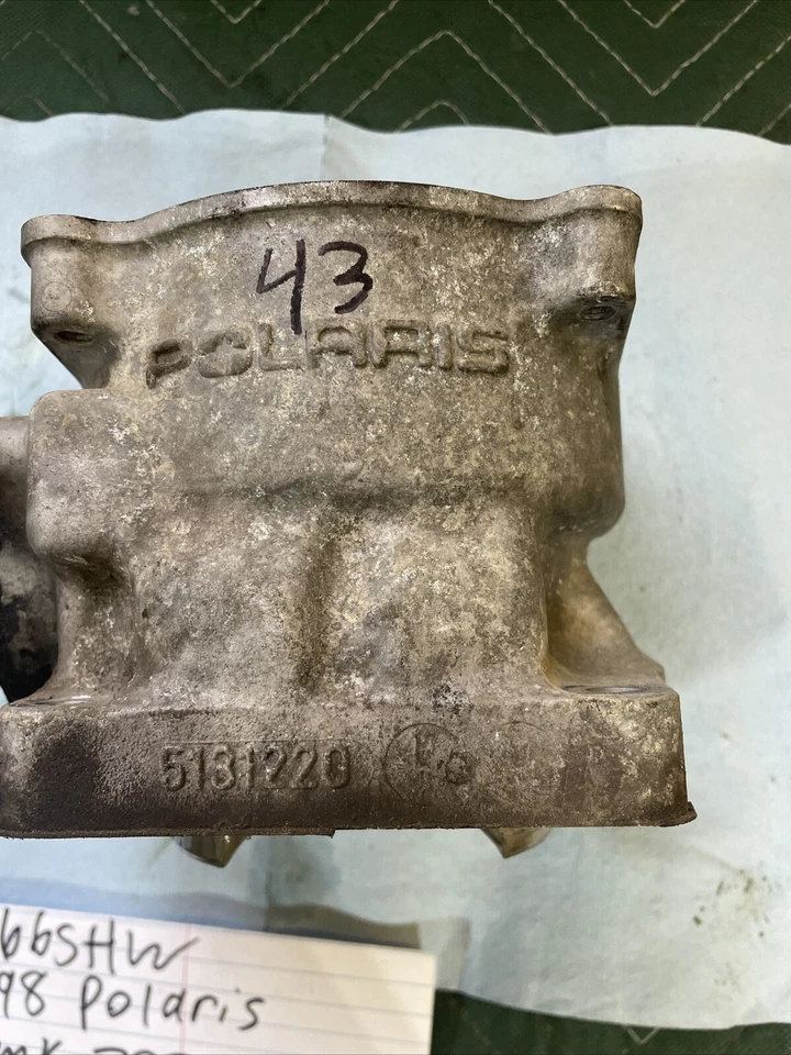 1998 Polaris RMK 700 气缸水壶桶 5131220 酷睿 266 — 第 2/4 张图片
