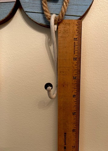 Beach Themed Flip Flop Towel Coat Hanger With Small Shelf - Picture 6 of 10