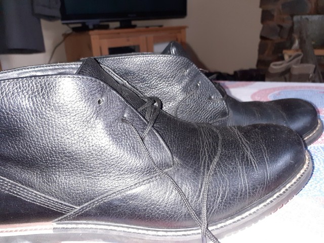 Mens Timberland black leather shoes/boots size 7.5. Suit school or formal! Mens Timberland black leather shoes/boots size 7.5. Suit school or formal!