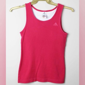 workout shirts with built in sports bra