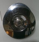 05-08 Jeu de bouchons centraux chromés Chrysler 300 / 4 référence 04895891 AB