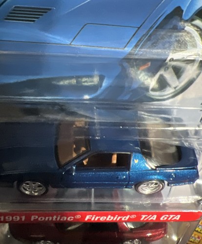 New! Auto World Poncho Power ‘91 Pontiac Firebird GTA & ‘96 WS6 Version B Target - Picture 3 of 7
