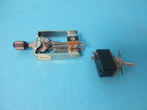 NOS AWESOME VINTAGE ELECTROCRAFT SWITCH DISPLAY CASE 17-503 35-940 840/470 RARE - Picture 15 of 23